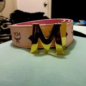 MCM ADJUSTABLE LEATHER BELT NWT COLOR BLOSSOM PINK WITH WHITE LOGO. ? MCM | Accessories | Pink Mcm Belt | Poshmark main image 2